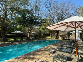 Nyati Safari Lodge